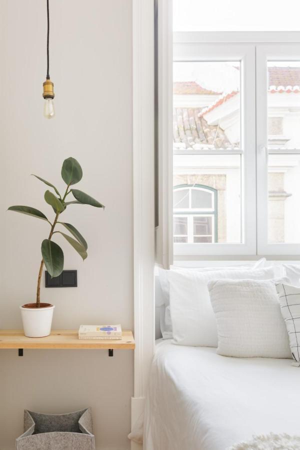 Update Urban Chic Flat In 19Th Century Building 2 Bedrooms & 2 Bathrooms & Ac Central Alfama District Lisboa 外观 照片