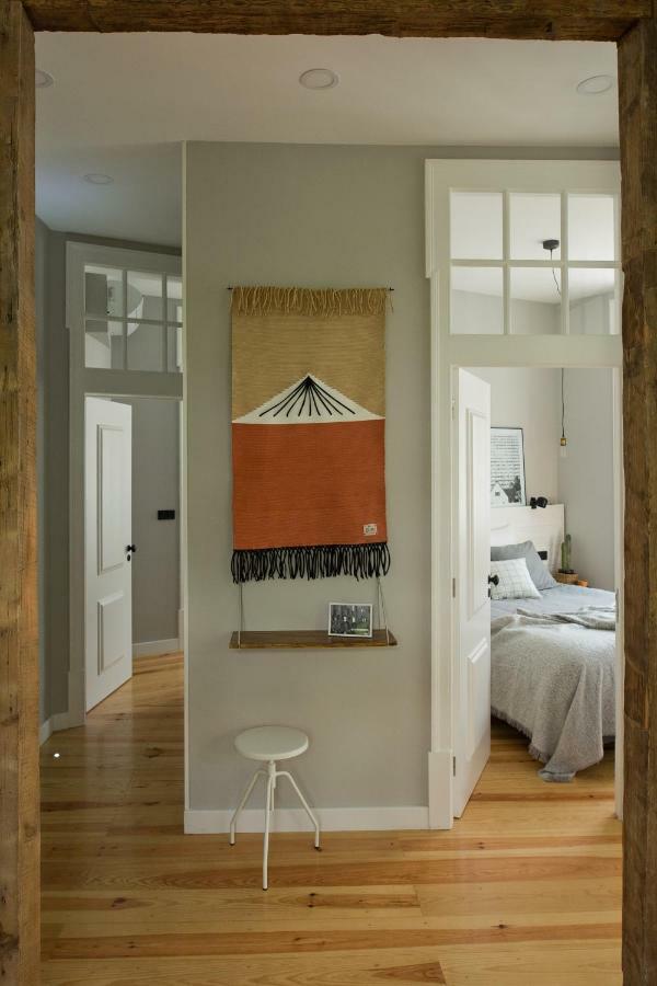 Update Urban Chic Flat In 19Th Century Building 2 Bedrooms & 2 Bathrooms & Ac Central Alfama District Lisboa 外观 照片