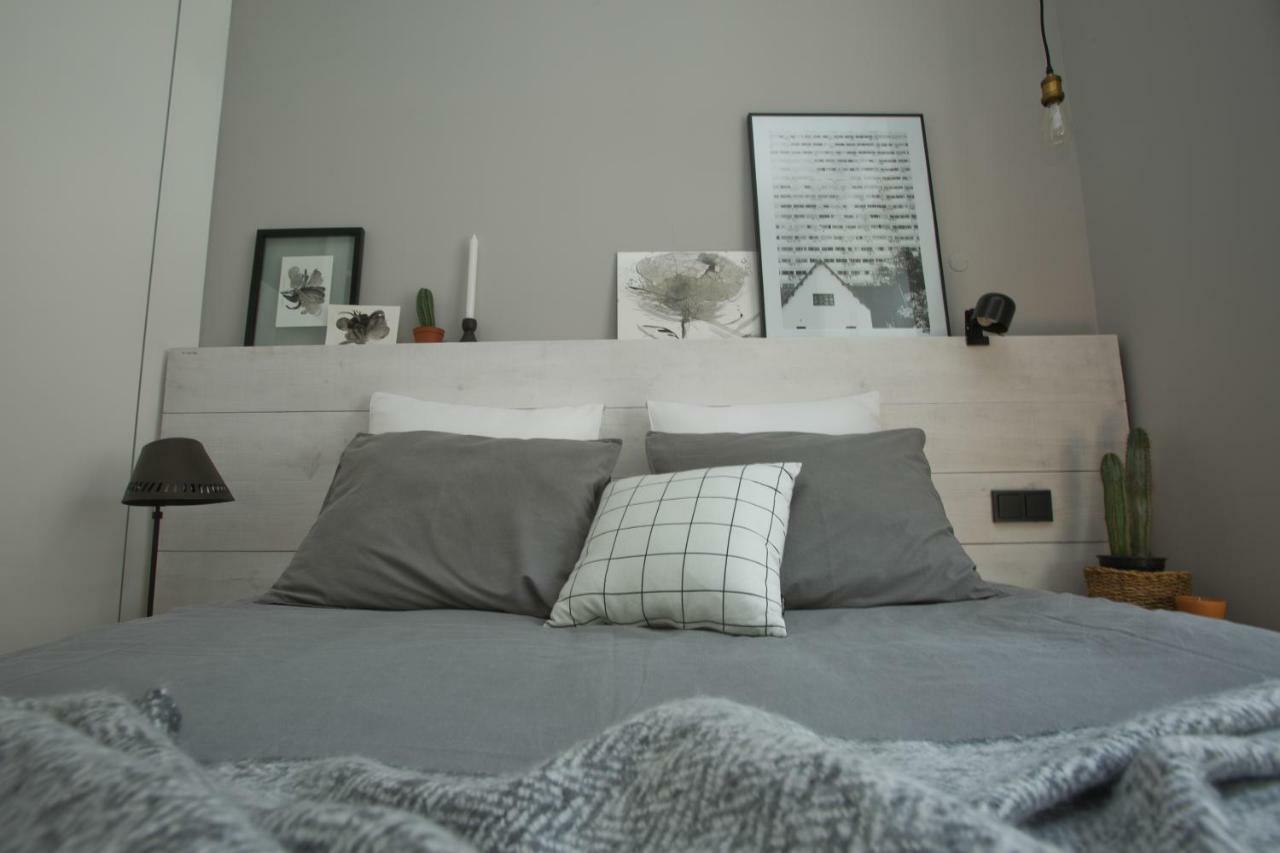 Update Urban Chic Flat In 19Th Century Building 2 Bedrooms & 2 Bathrooms & Ac Central Alfama District Lisboa 外观 照片