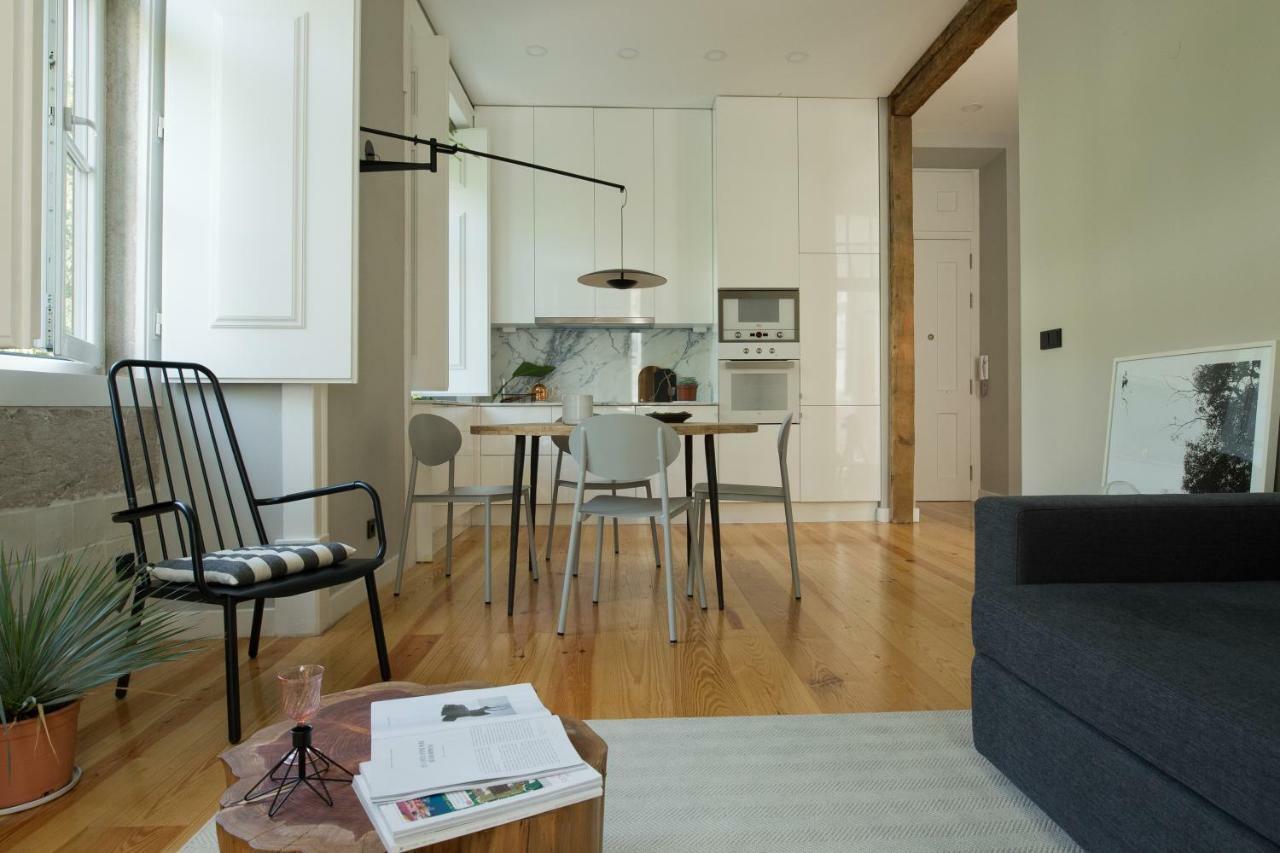 Update Urban Chic Flat In 19Th Century Building 2 Bedrooms & 2 Bathrooms & Ac Central Alfama District Lisboa 外观 照片